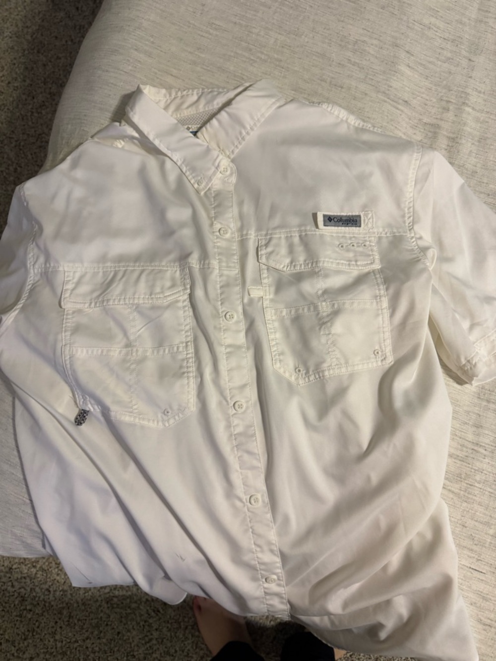Columbia Men’s White Short-Sleeve Button-Down Utility Shirt